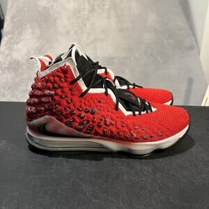 Nike Men's Red and Black Athletic Shoes